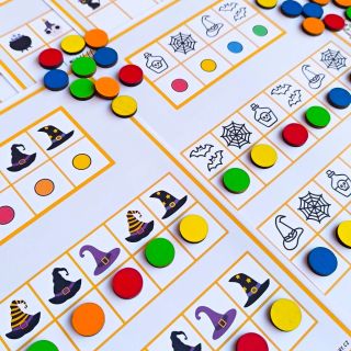 🎃Nezapomeňte, že si u nás můžete v Blogu stáhnout čarodějnicko-halloweenské aktivity s barevnými kolečky, jako tyto...